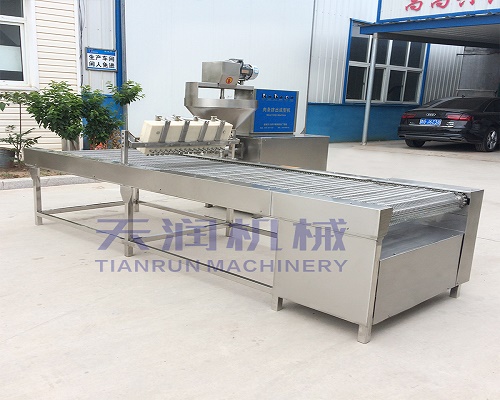 研發(fā)更新真空滾揉機(jī)設(shè)備和寵物食品設(shè)備(圖3)