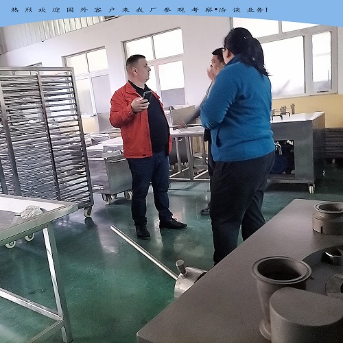 天潤真誠歡迎國際友人到天潤參觀考察，洽談業務(圖1)